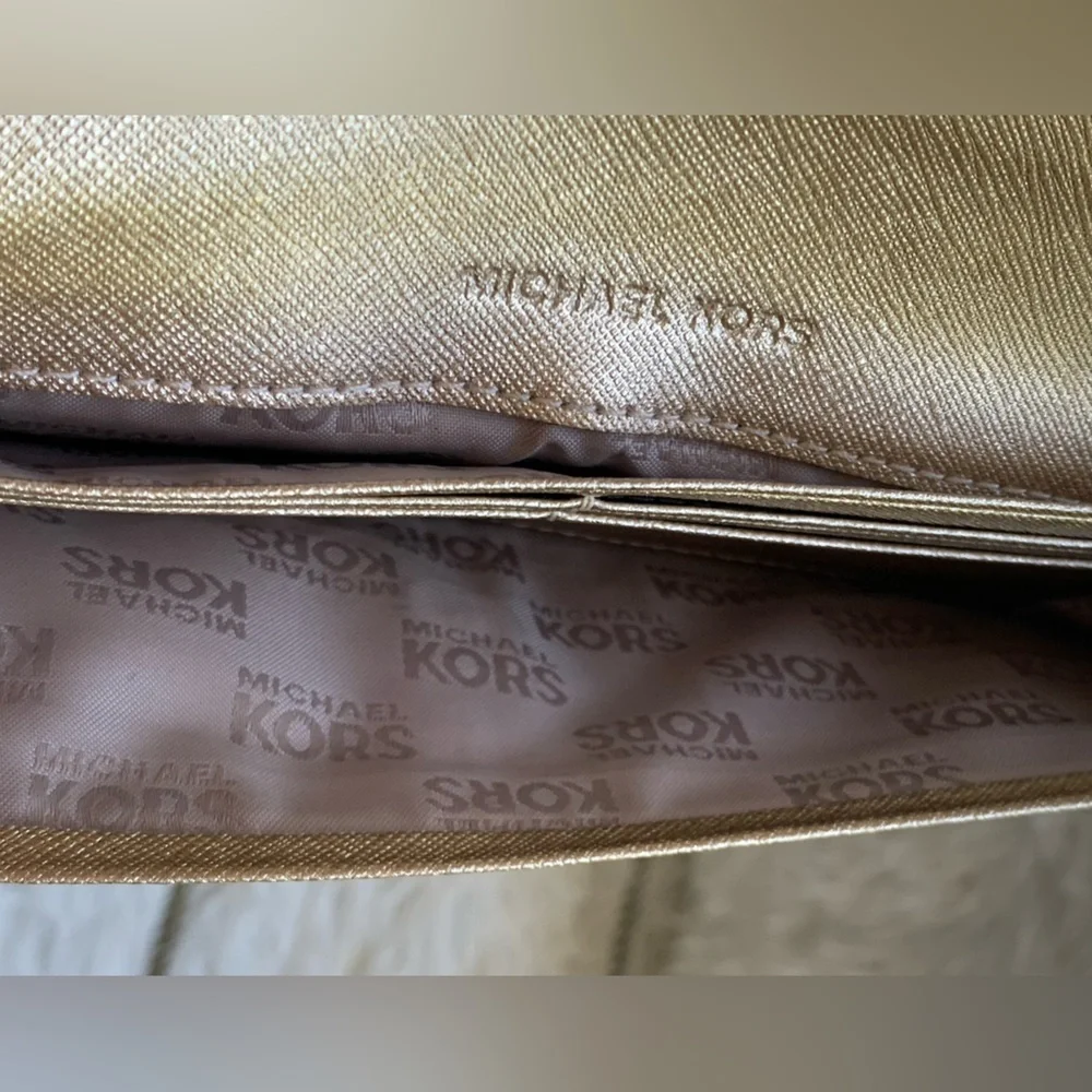 🏆4pcs-MK GOLD SATCHEL/CROSSBODY w MK Charm,detachable strap & Gold snap Wallet - Picture 9 of 11